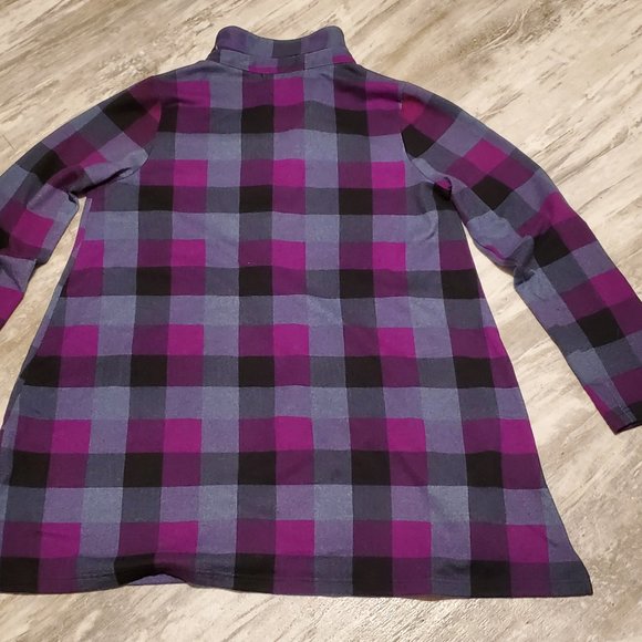 Button up shirt - Picture 5 of 9